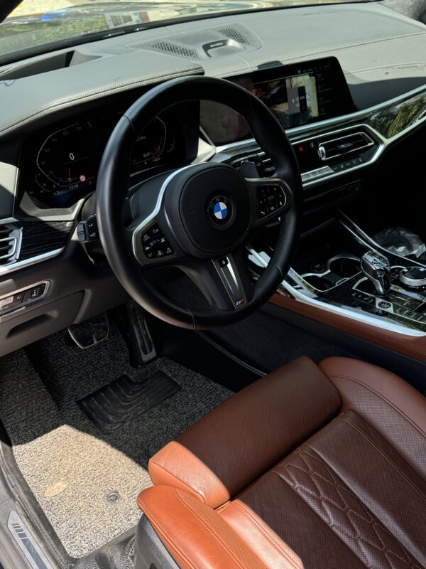 BMW X7 40i xDrive M Sport — изображение 7