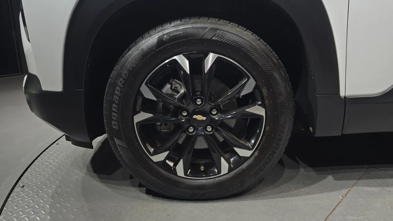 Chevrolet TrailBlazer 2023 — фото 18