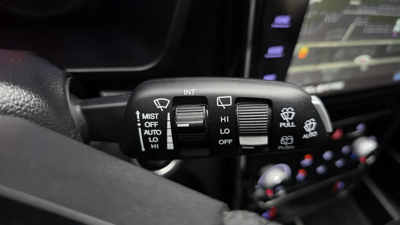 SsangYong (KGM) Tivoli 2020 — фото 19